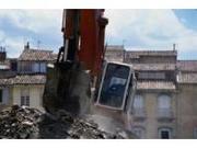 Выполняем демонтаж сантехкабин слом стен и вывоз по Москве.